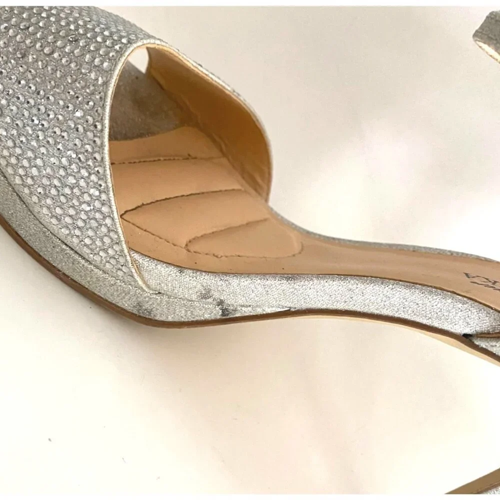 size 7.5 Badgley Mischka silver jewel rhinestone platform high heels ankle strap